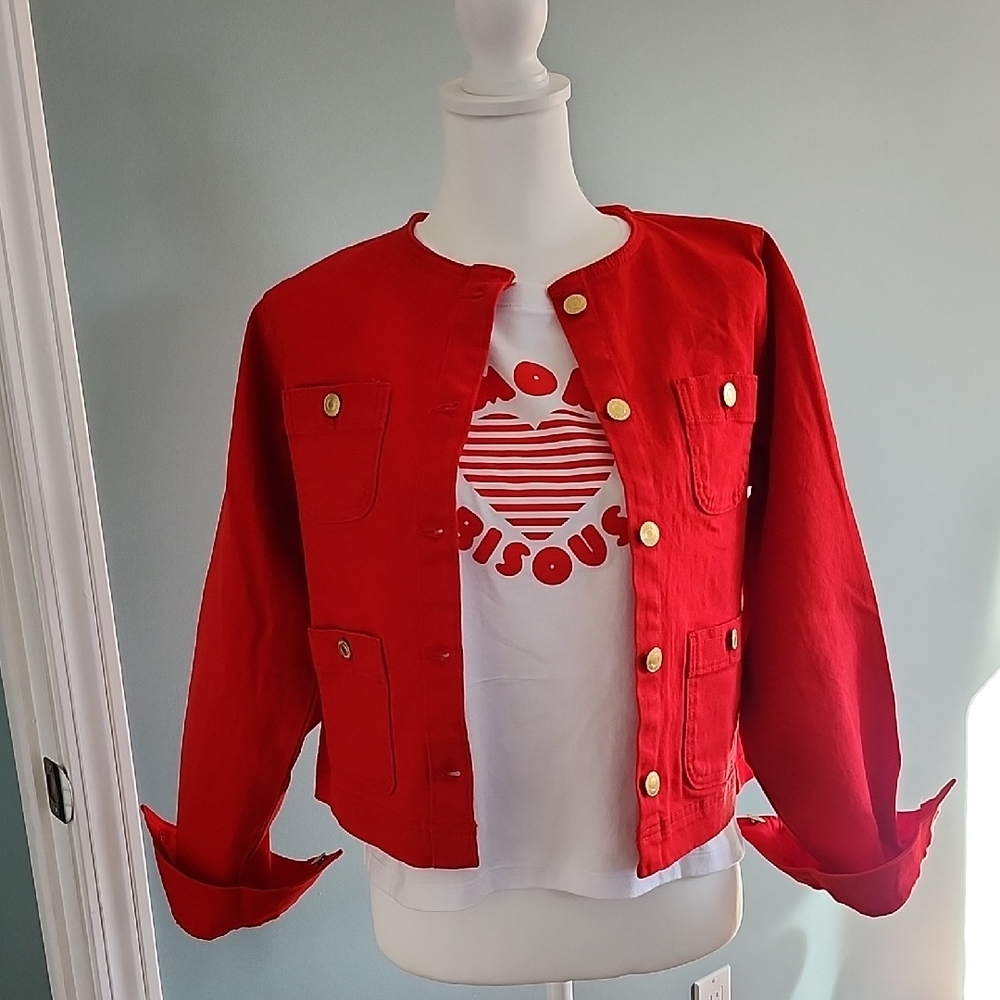 🌷SALE🌷SALE🌷Red Jean Jacket W/ Tshirt